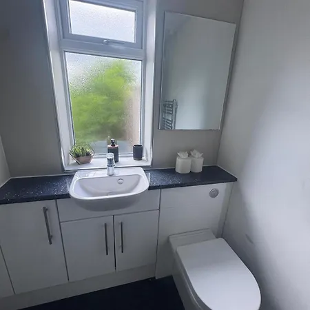 Thirlwell Gardens, River Walks, Free Parking * Carlisle (Cumbria)